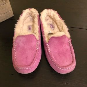SOLD. Genuine UGGs in pink.